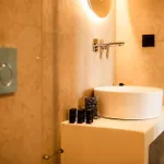 La Maltese Boutique Paros Apartmán *