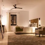 La Maltese Boutique Paros Apartmán Nausa