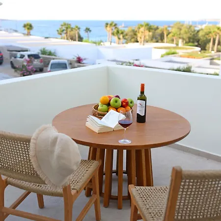La Maltese Boutique Paros * Nausa